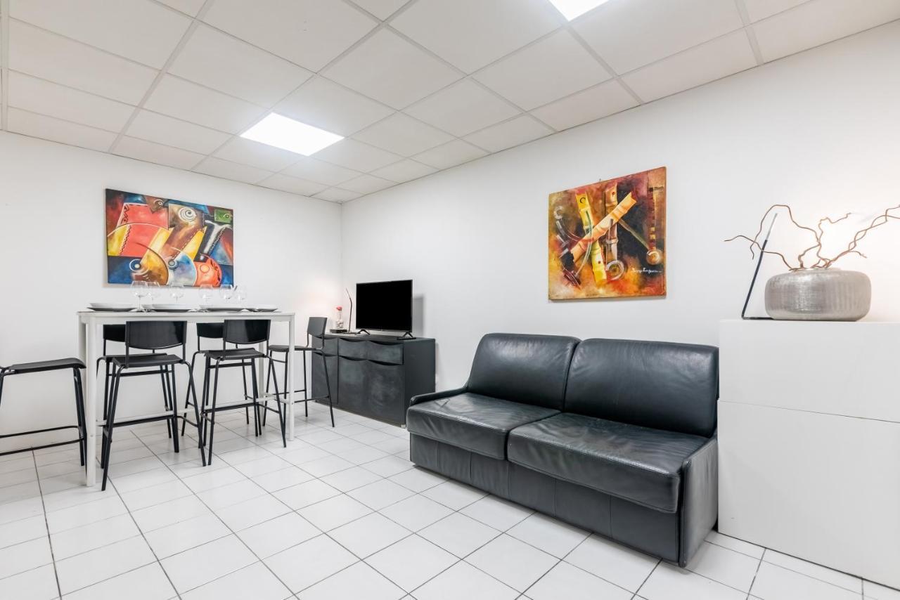 Triplex Magenta Quest Lägenhet Paris Exteriör bild